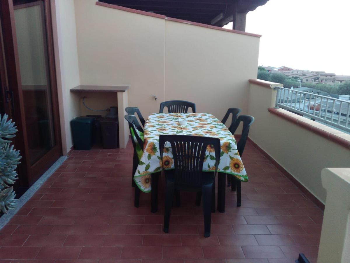 Apartamento Attico Lubagnu Castelsardo Exterior foto